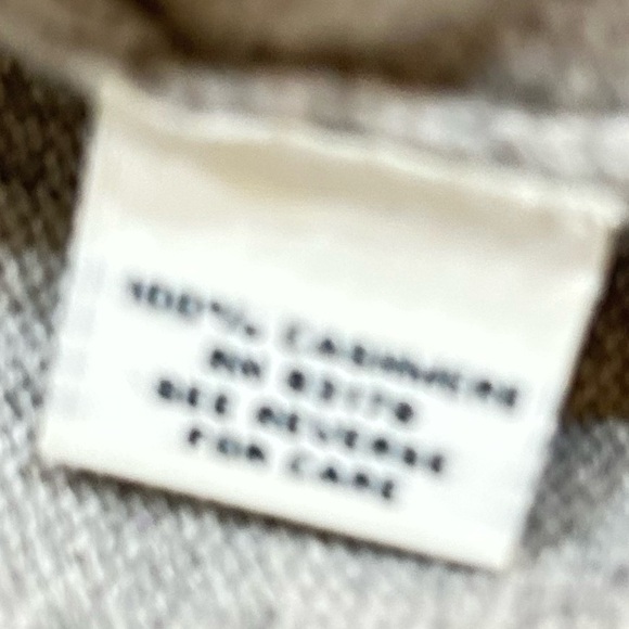 The Cashmere Project Gray scoop Neck 100% cashmere lightweight Sweater sz large - Picture 9 of 9